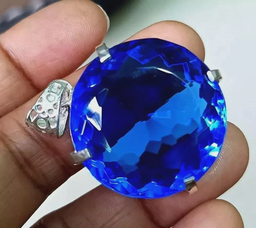 130 naturel bleu topaze - 130,