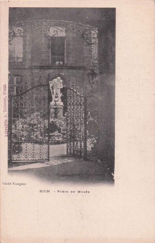 Riom porte musee - porte,
