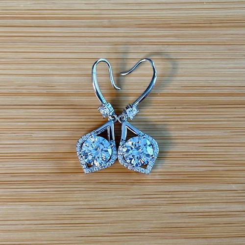 Boucles oreilles pendantes - boucles, d'oreilles