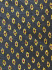 Coupon neuf tissu d'Ameublement Blanc des Vosges 126x96 cm orange sur fond noir