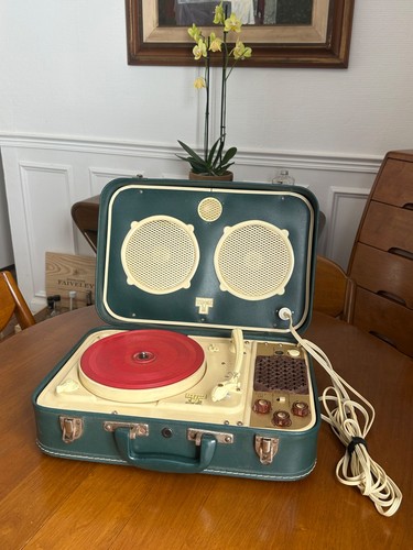 Tourne disque vintage - tourne,