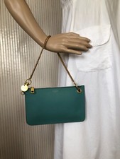 Sac / Pochette Verte Givenchy Paris Chainette dorée S001