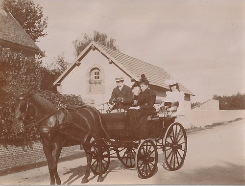 Photo voiture hippomobile - photo,