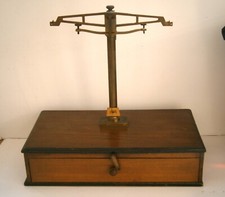 Ancienne balance trébuchet - , de
