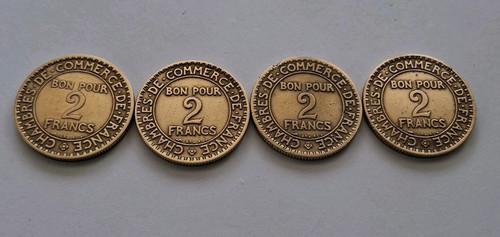 Pièces francs chambre de - pièces,