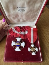 Lot De 2 Médailles Croix Chevalier La Couronne Vittorio Emanuele Cou et Poitrine