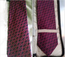 TRÈS CHIC CRAVATE 100 % Soie signée LANCEL PARIS " CHAINES " - AVEC ÉTUI NEUF