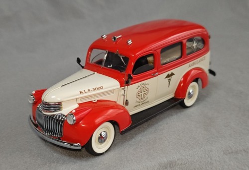 Chevrolet suburban ambulance - chevrolet,