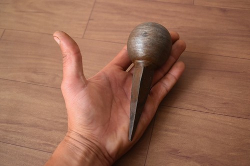 Ancienne enclume boule fer - enclume, de
