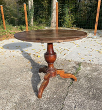 GUERIDON d'un plateau rond et