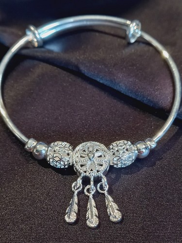 Bracelet jonc argenté avec