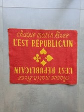 Tapis de bar ancien publicitaire  "Chaque matin , lisez L'EST REPUBLICAIN"