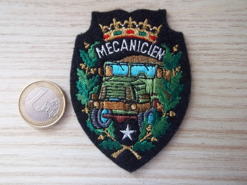 écusson militaire mécanicien