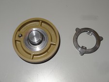 Bouton + bague d'engrenage volant pour Machine à coudre Bernina 530-1 , 530-2