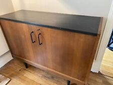 Buffet vintage typique des sixtie's placage de bois exotique 125x45x95