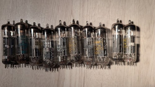 Lot anciennes lampes - lot,