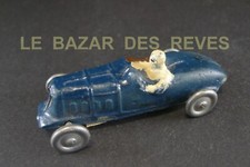 LES JOUETS CITROEN.  CITROEN ROSALIE des records.  Plâtre et farine.