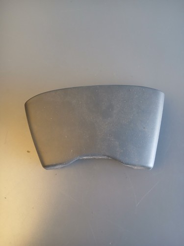 Renault clio cache colonne - 2,