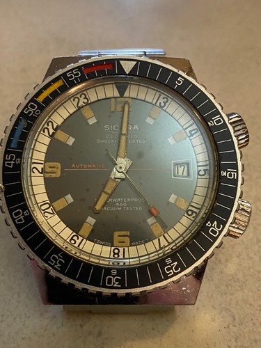Montre plongée vintage à - de,
