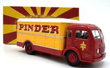 Camion Simca Cargo transport viandes 110 Direkt collections Cirque PINDER