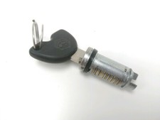 SERRURE DE SELLE PIAGGIO