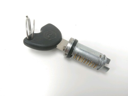 Serrure selle piaggio - serrure,