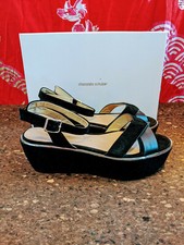 Chocolate Schubar Black & Gold