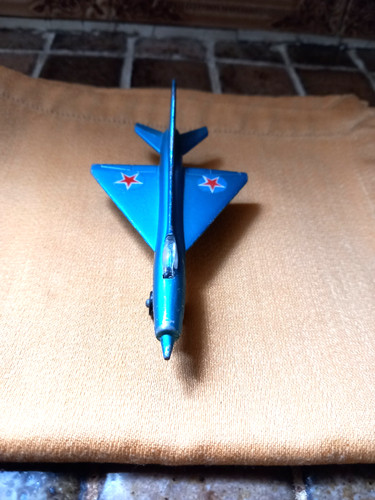 Avion miniature matchbox sb - miniature, -sb