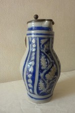 Pichet à bière en grès