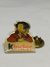 (B1) pin's kinder chocolat