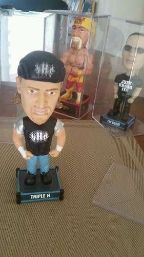 Triple bobblehead rumble - bobblehead, "rumble