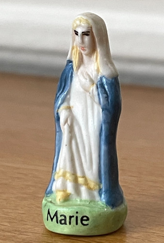 Jolie fève mat vierge marie - jolie,