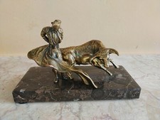 RARE TORERO ET TAUREAU REGULE SUR MARBRE ART DECO