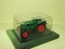 TRACTEUR N°109 DEUTZ D40 1959 UNIVERSAL HOBBIES 1:43 sous coque