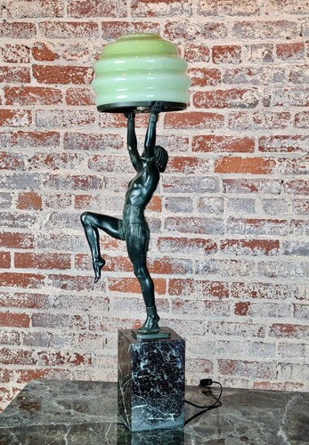 Max verrier nude femelle - max,