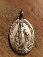 Médaille Religieuse Ancienne