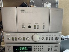 Préamplificateur stéréo Aurex (Toshiba) SY-C15, tuner numérique ST-F15, amplificateur de puissance SCM15