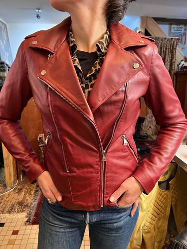Helvetica blouson veste cuir - blouson,