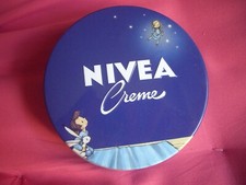 1 Boite illustrée Nivea