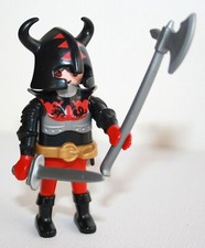 PLAYMOBIL SPECIAL 4633 CHEVALIER GUERRIER COMBATTANT DU DRAGON ROUGE COMPLET