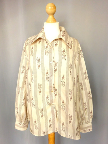 Chemisier vintage satin coupe