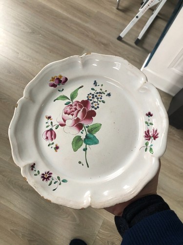 Belle assiette faïence