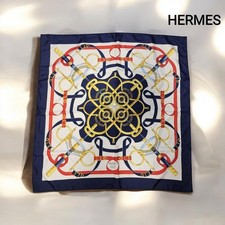 Authentique foulard HERMES