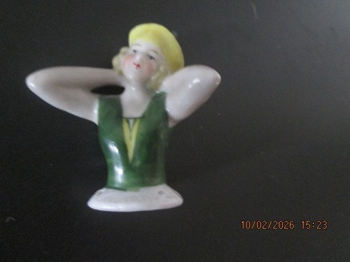 Ancienne demi figurine poupee - ancienne,