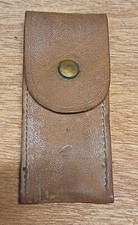 Ancien petit pochon militaire en cuir pour l'entretien du MAS 36 / MAS 49-56