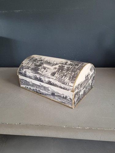 Boite carton tapissée - en, tapissée-