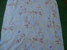 ANCIEN COUPON DE TISSU JAUNE  FLEURI TONS CALMES  80 cm x 100 cm  - TIS 246/1