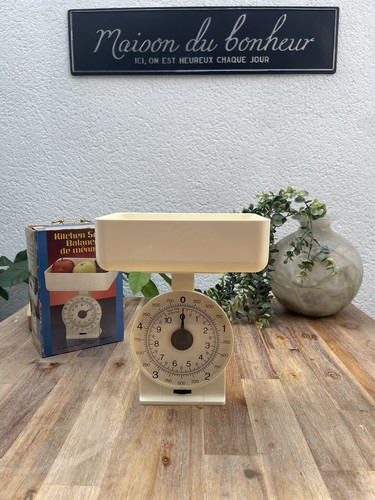 Ancienne balance cuisine - ancienne,