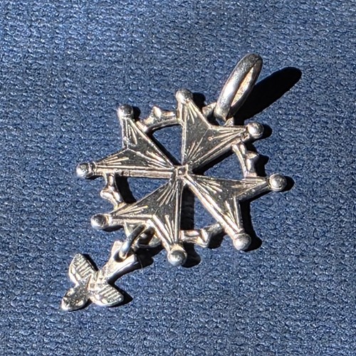 Ancien pendentif saint - ancien, "saint