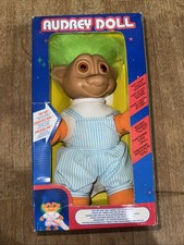 VTG Soma Light Up Eyes 10 Inch